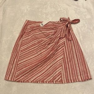 NWT Cute BP. Size M Skirt Red Candy Cane Stripe Zip Back Left Side Tie